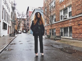 Как носить шубу с комбинезоном