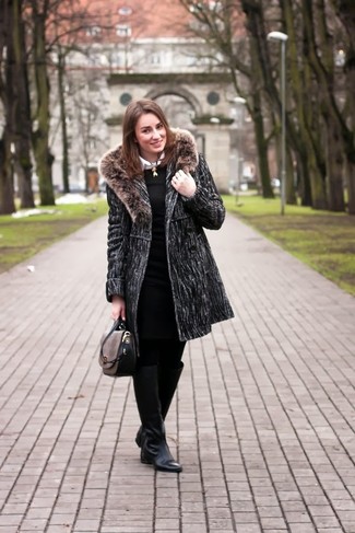 С чем носить пальто с меховым воротником