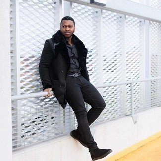 С чем носить пальто с меховым воротником мужчине