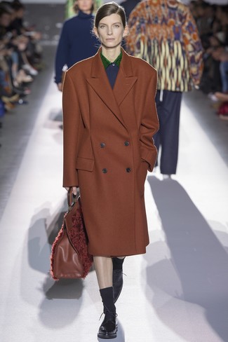 С чем носить меховую большую сумку