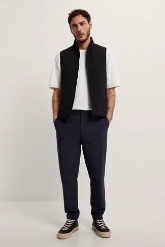 С чем носить куртку без рукавов мужчине