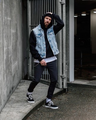 Как носить куртку без рукавов с майкой мужчине