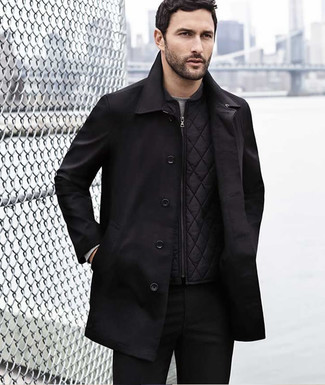 Как носить куртку без рукавов с плащом мужчине