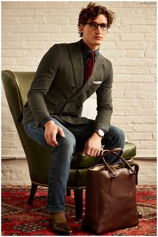 С чем носить нагрудный платок в мелкую клетку