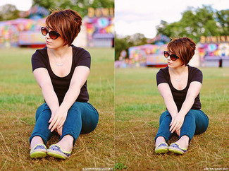 С чем носить золотые кожаные туфли на плоской подошве