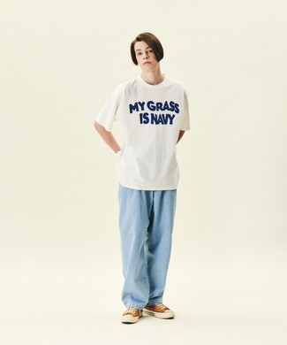 С чем носить золотые низкие кеды мужчине