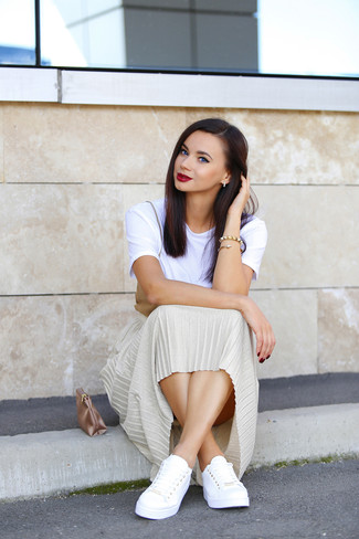 С чем носить золотую юбку