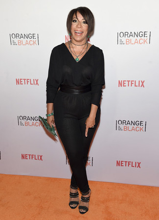 С чем носить зеленую сумку женщине