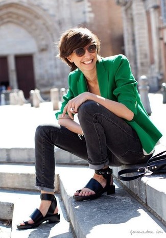 С чем носить зеленый пиджак женщине