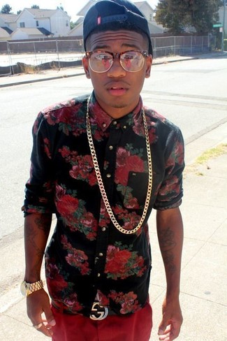 С чем носить зеленый ремень из плотной ткани мужчине