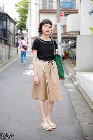 С чем носить зеленую большую сумку из плотной ткани