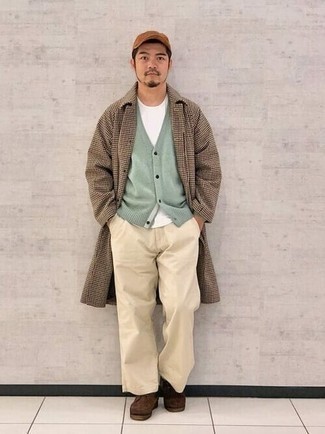 С чем носить зеленый кардиган мужчине