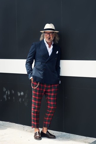 Какие пиджаки носить с зелеными брюками чинос