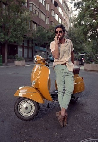 Какие лоферы носить с зелеными брюками чинос