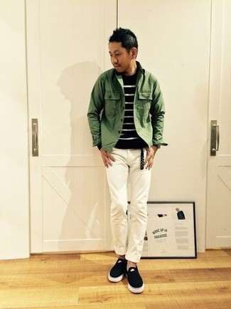 С чем носить зеленую куртку мужчине