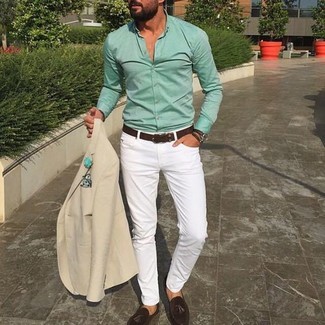 С чем носить зеленую мужскую брошь