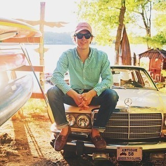 С чем носить зеленую рубашку с длинным рукавом мужчине