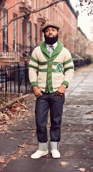 С чем носить зеленый галстук в шотландскую клетку мужчине