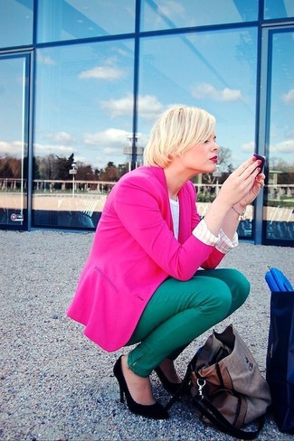 С чем носить зеленые узкие брюки