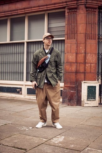 С чем носить зеленые кеды мужчине осень