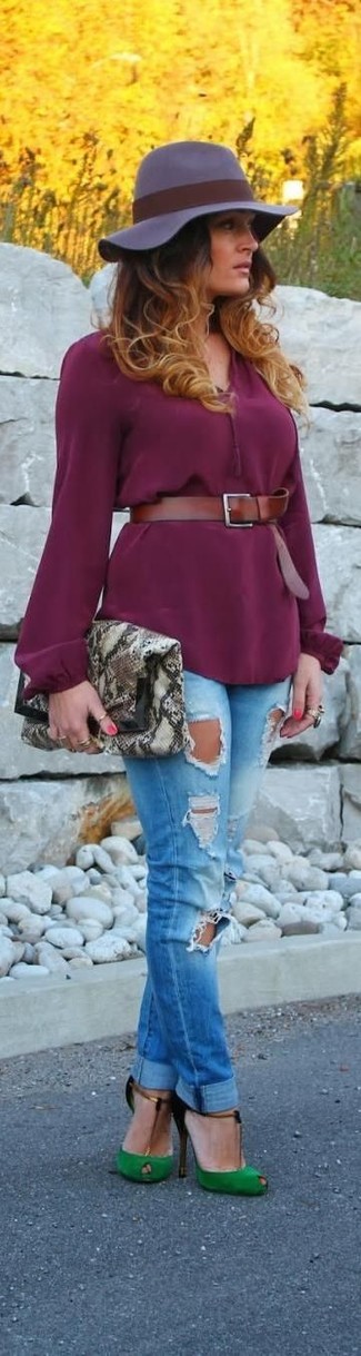 С чем носить зеленые замшевые туфли