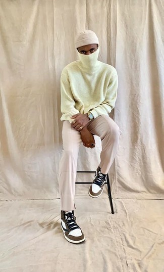 С чем носить зеленую водолазку мужчине