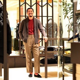 С чем носить зелено-желтые носки мужчине