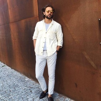 С чем носить зелено-желтые солнцезащитные очки мужчине