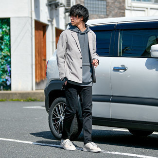 Как носить серый пиджак с черными брюками чинос