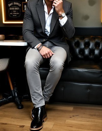 Какие ботинки челси носить с серым пиджаком мужчине