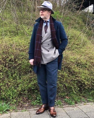 Как носить серый пиджак с темно-синими шерстяными классическими брюками мужчине