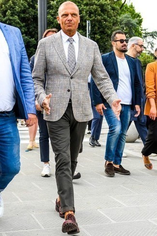 Как носить серый пиджак с оливковыми брюками чинос