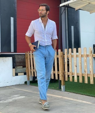 С чем носить серые топсайдеры