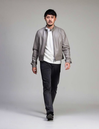 Какие джинсы носить с серым бомбером мужчине