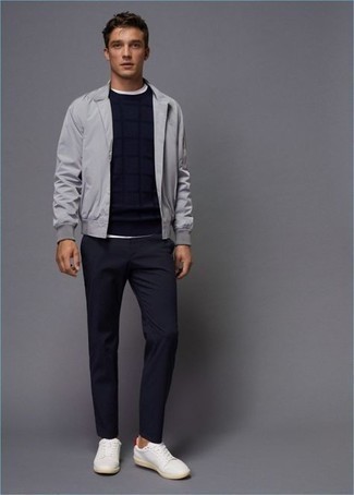 С чем носить серый бомбер мужчине