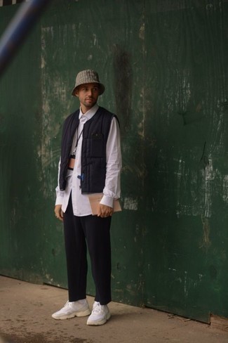 С чем носить серую панаму мужчине