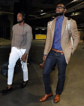 С чем носить серый рюкзак из плотной ткани мужчине