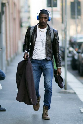 С чем носить серый рюкзак из плотной ткани мужчине