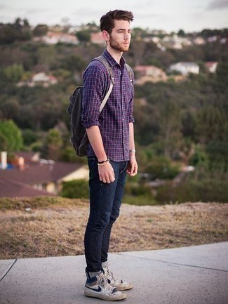 С чем носить серый рюкзак из плотной ткани мужчине