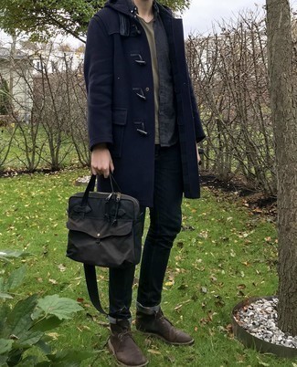 С чем носить серый портфель из плотной ткани