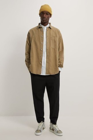 С чем носить серые высокие кеды из плотной ткани мужчине