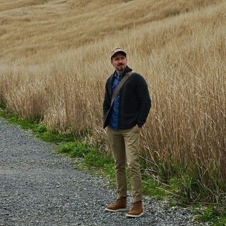 Какие повседневные ботинки носить с серым кардиганом мужчине