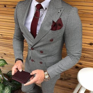 С чем носить серый пиджак в клетку в 30 лет мужчине