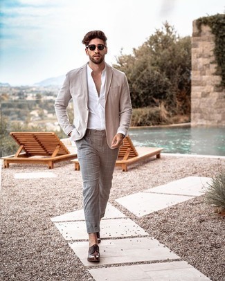 С чем носить серые брюки чинос в клетку