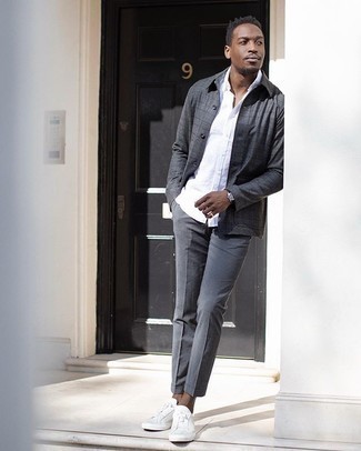 С чем носить серую куртку-рубашку в клетку мужчине