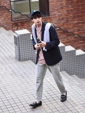 Какие пиджаки носить с серыми брюками чинос