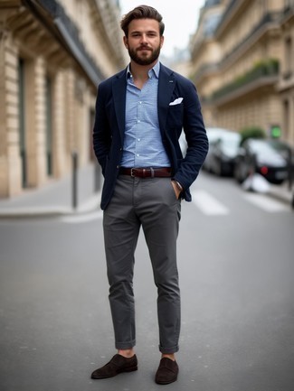 С чем носить серые брюки чинос