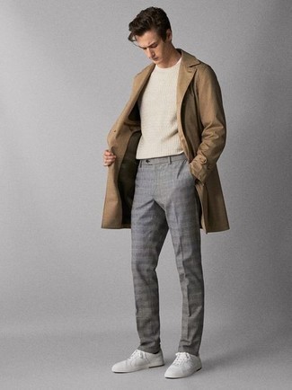 Какие плащи носить с серыми брюками чинос