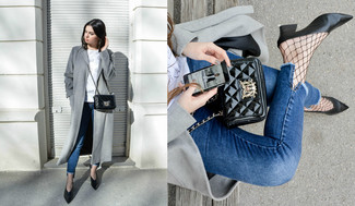 Как носить серое пальто с черными кожаными туфлями