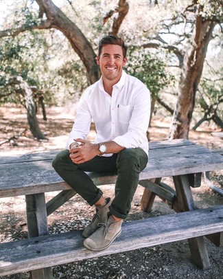 Какие брюки чинос носить с серыми ботинками дезертами